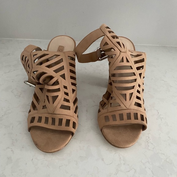 Guess Sandal - Picture 3 of 7